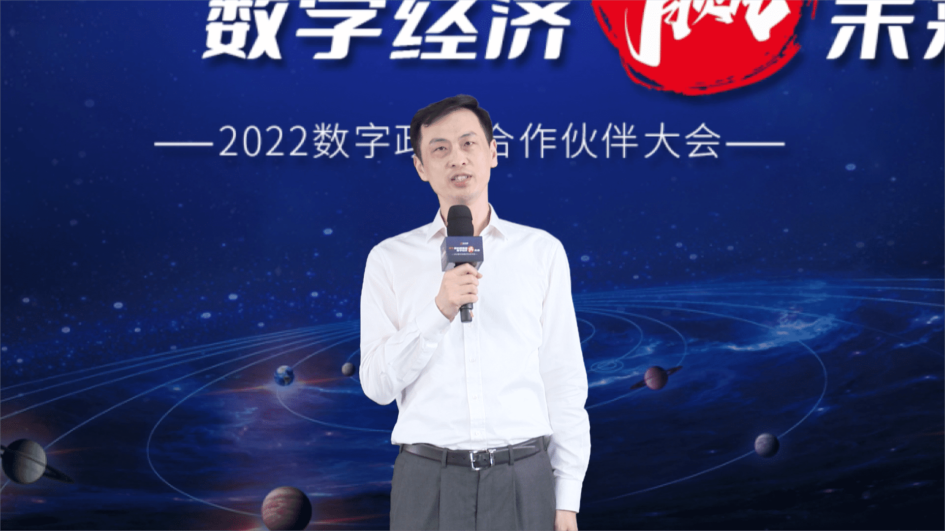 1657604208543953.png 邱魯閩.png